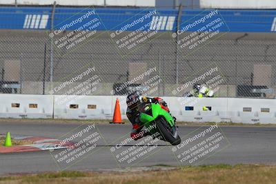 media/Nov-26-2022-Fastrack Riders (Sat) [[b001e85eef]]/Level 2/Session 3 Outside Turn 9/